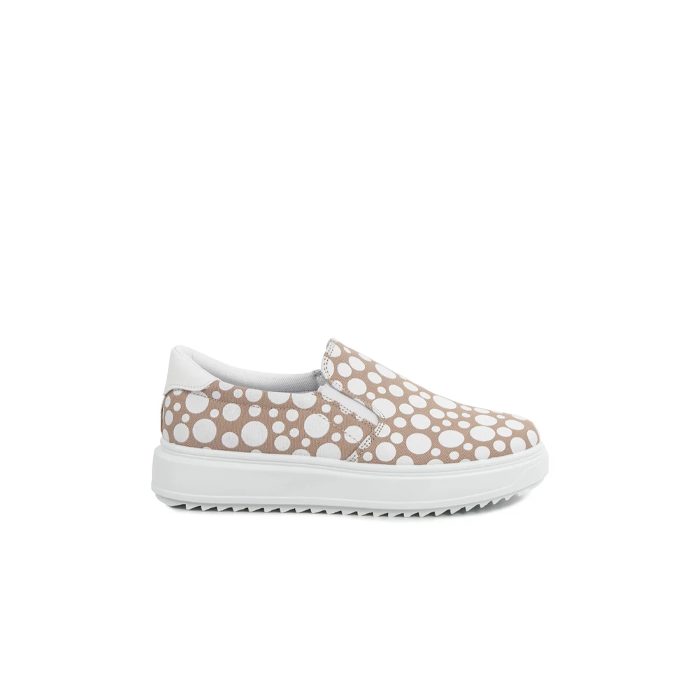 YESMILE Bézs-Fehér Pöttyös Enyhén Platformos Talpú Sneaker