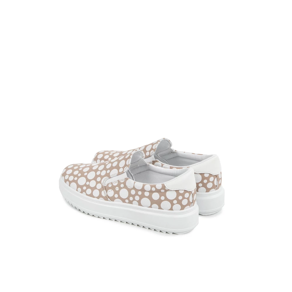 YESMILE Bézs-Fehér Pöttyös Enyhén Platformos Talpú Sneaker