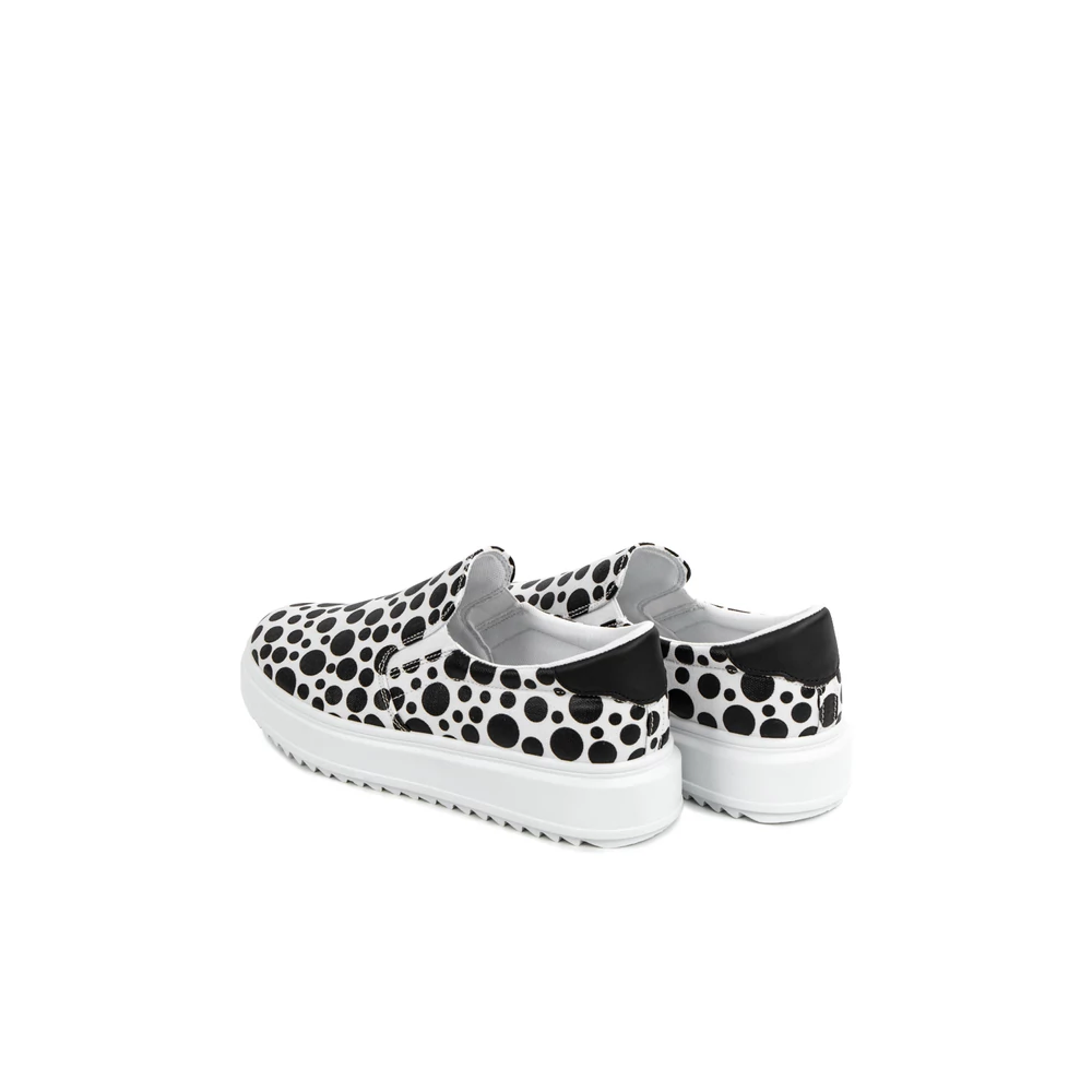 YESMILE Fekete-Fehér Pöttyös Enyhén Platformos Talpú Sneaker