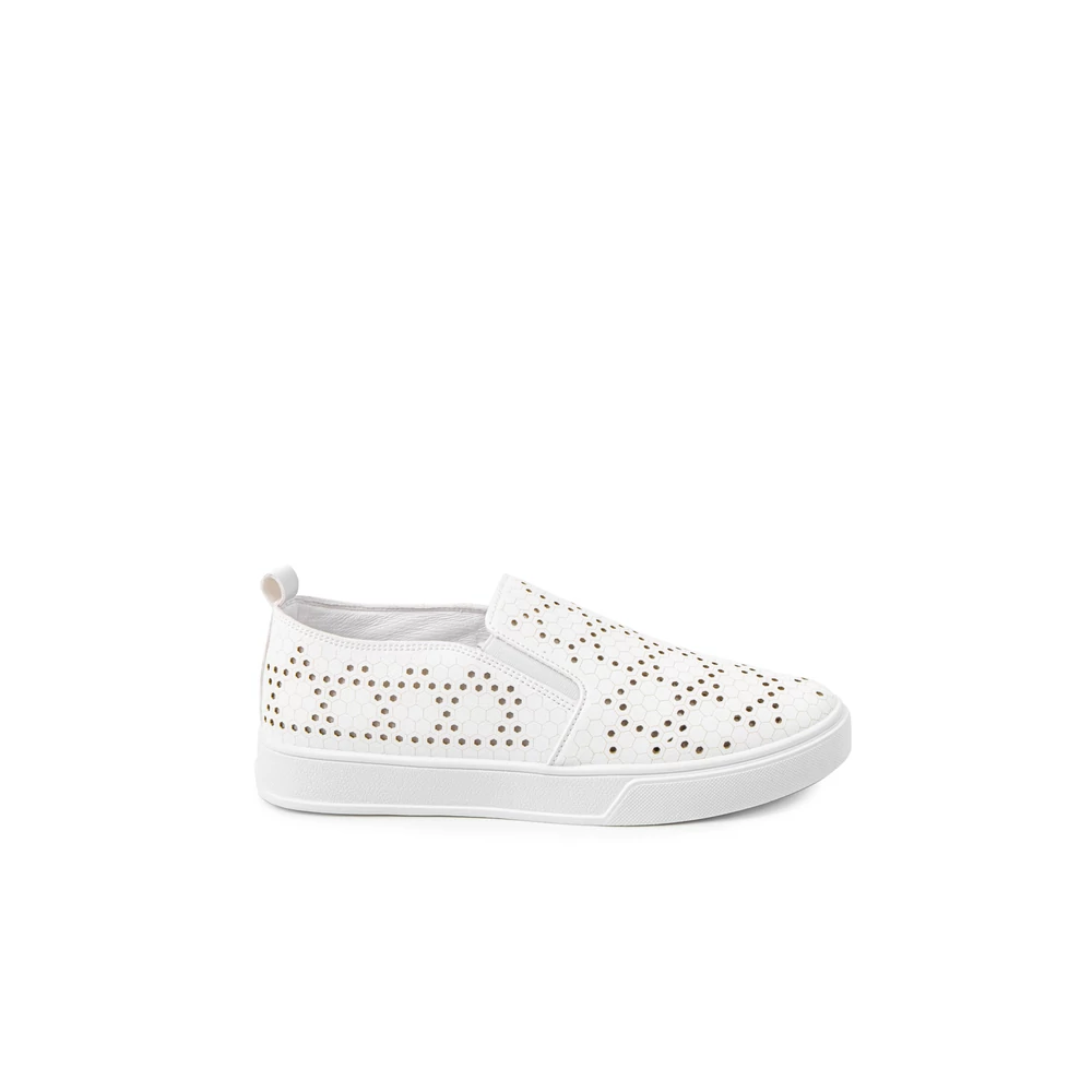 Bosido Fehér Lyukacsos Műbőr Slip-On
