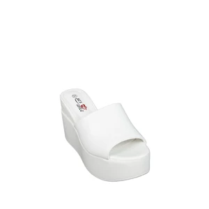 Fehér Platformos Talpú Műbőr Papucs