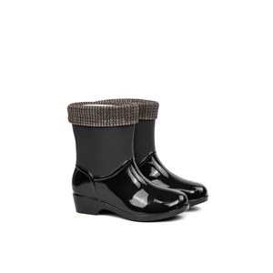 Fekete Rövidszárú Gumicsizma Kivehető Béléssel 