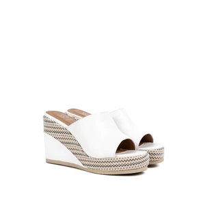 Fehér Platformos Papucs