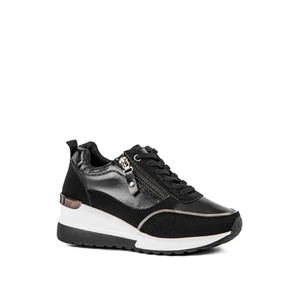 Seastar Fekete Színű Magasított Sarkú Női Sneaker