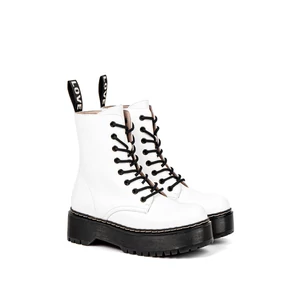 Yesmile Fehér-Fekete Fűzős Műbőr Bakancs Yesmile Fehér-Fekete Fűzős Műbőr Bakancs