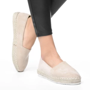 Női Bézs Művelúr Félcipő