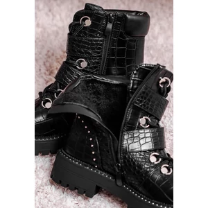 Fekete Hüllőbőr Mintás Női Bakancs 