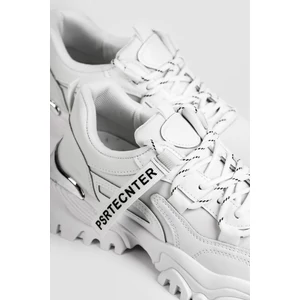 Fehér  Magas Talpu Női Sneaker
