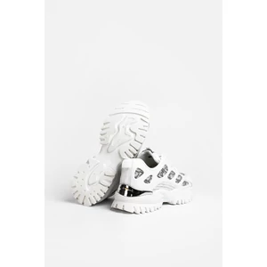 Fehér Mintás Magas Talpú Női Sneaker Sarok Dísszel