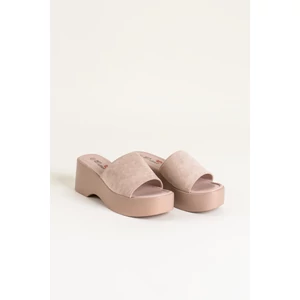 Nude Telitalpú Platform Papucs
