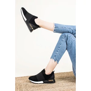 Fekete Réz Női Slip-On Fémes Sarok Dísszel