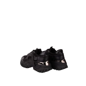 Fekete Platformos Fűzős Sneaker Csattal