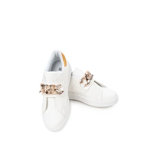 Fehér Műbőr Sneaker Arany Színű Lánccal Díszítve