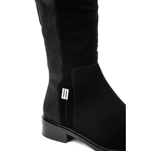 Fekete Magasszárú Művelúr Csizma