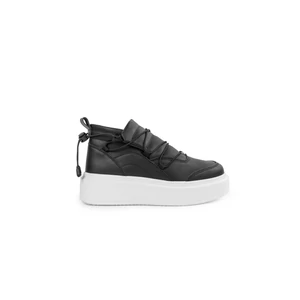 Seastar Fekete Színű Magasszárú Gumifűzős Sneaker 
