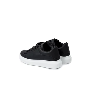 Wide Férfi Fekete Színű Sneaker 