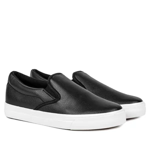 Fekete fehér talpú belebújós slip-on félcipő