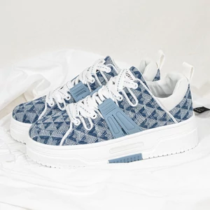 Világos Farmerkék Mintás Sneaker