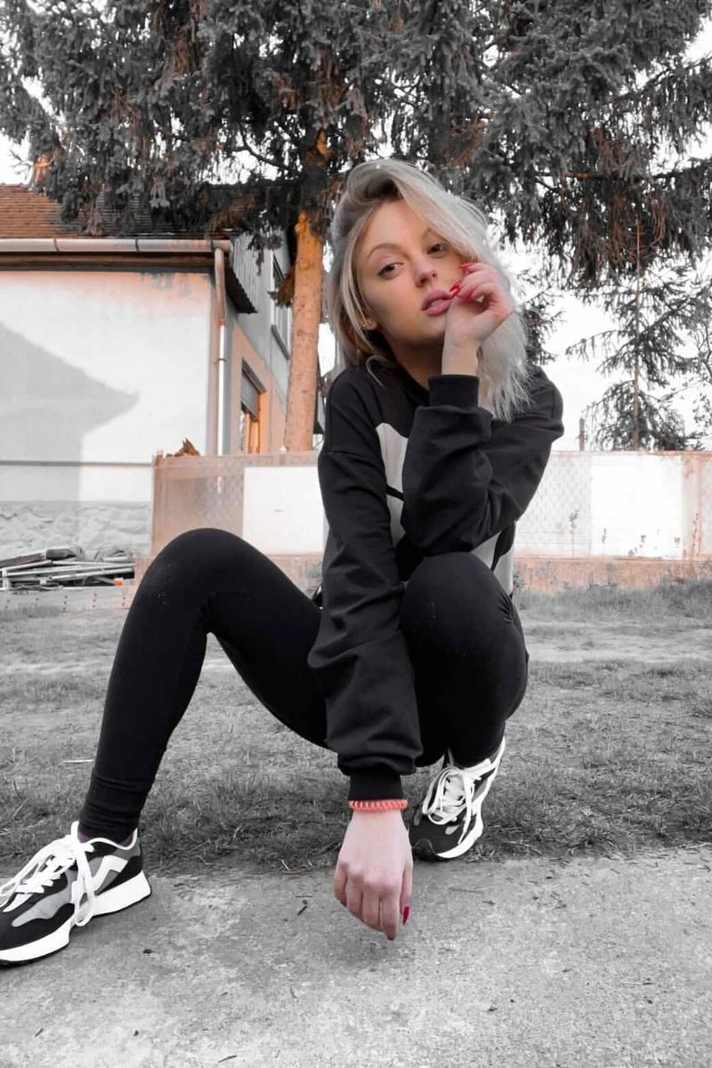 Fekete Fehér Női Sportcipő